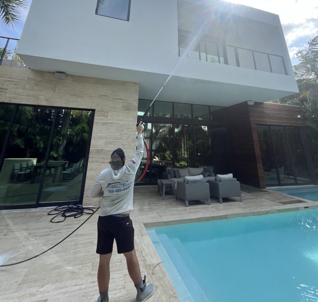 Super Clean 305: Miami’s Premier Pressure Washing Experts